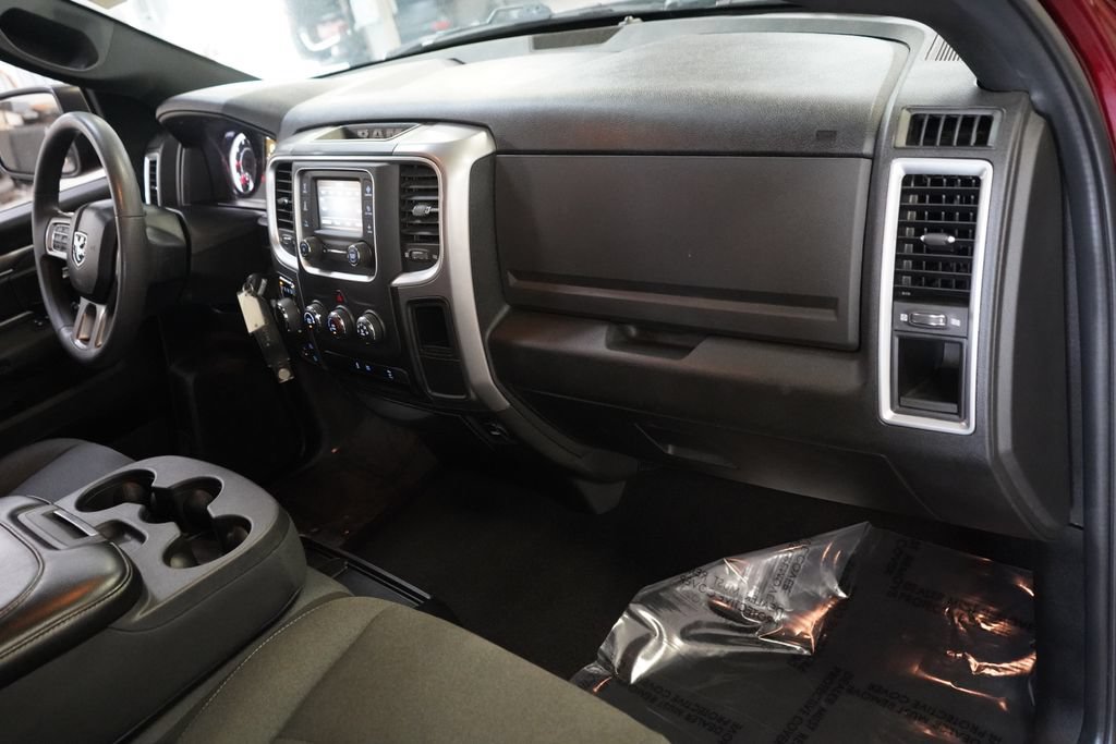 Used 2024 RAM 1500 Warlock AWD/4WD image 20