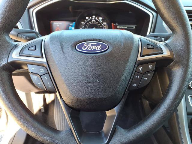 Certified 2020 Ford Fusion SE FWD image 12