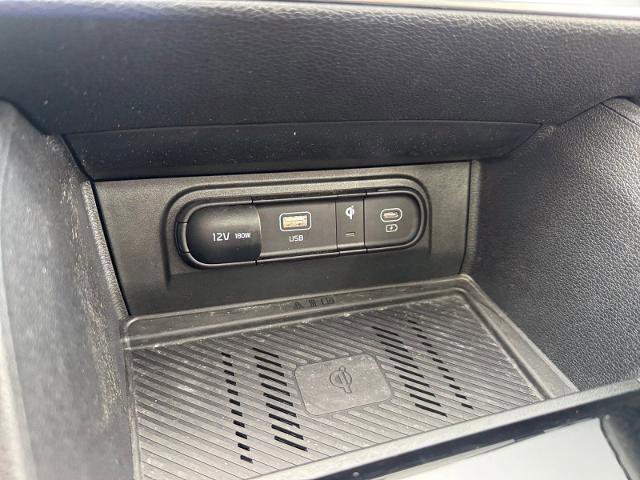Used 2025 Kia Sportage EX w/ Premium Package FWD image 24