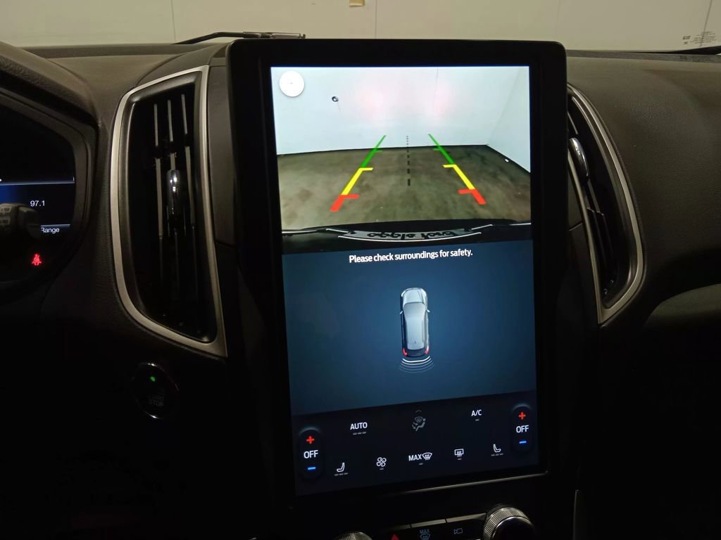 Certified 2023 Ford Edge SEL image 21