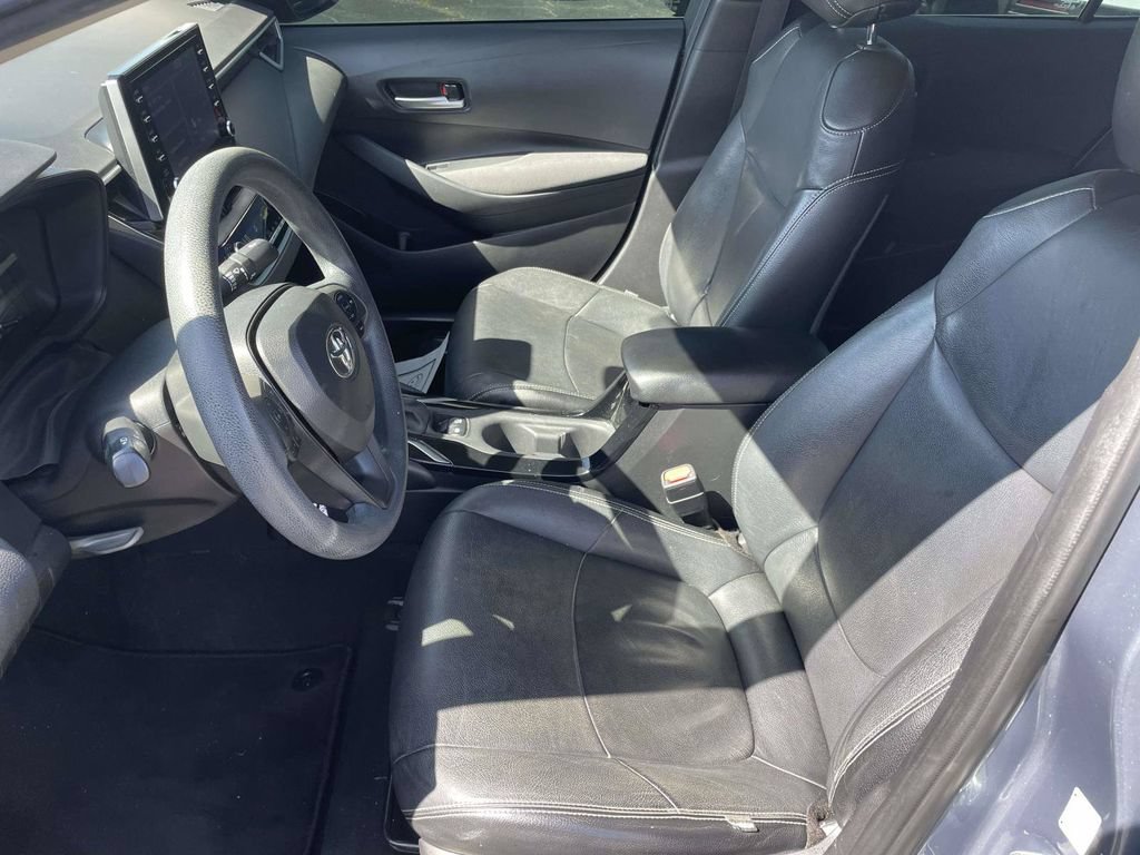 Used 2020 Toyota Corolla LE FWD image 13