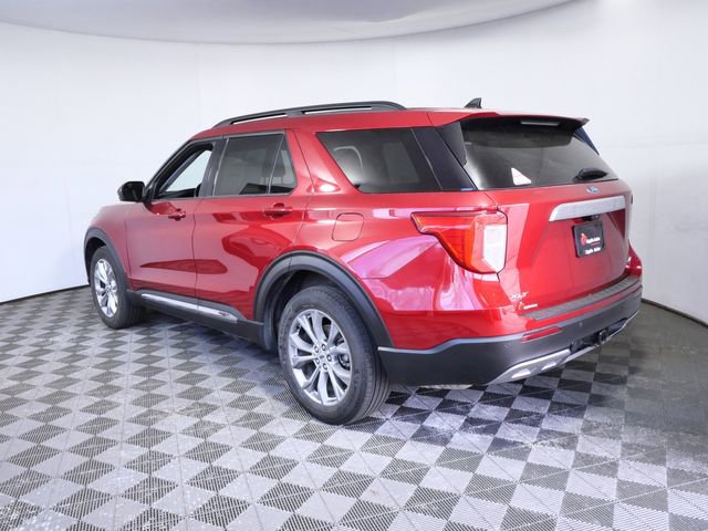 Certified 2023 Ford Explorer XLT w/ Equipment Group 202A AWD/4WD image 6