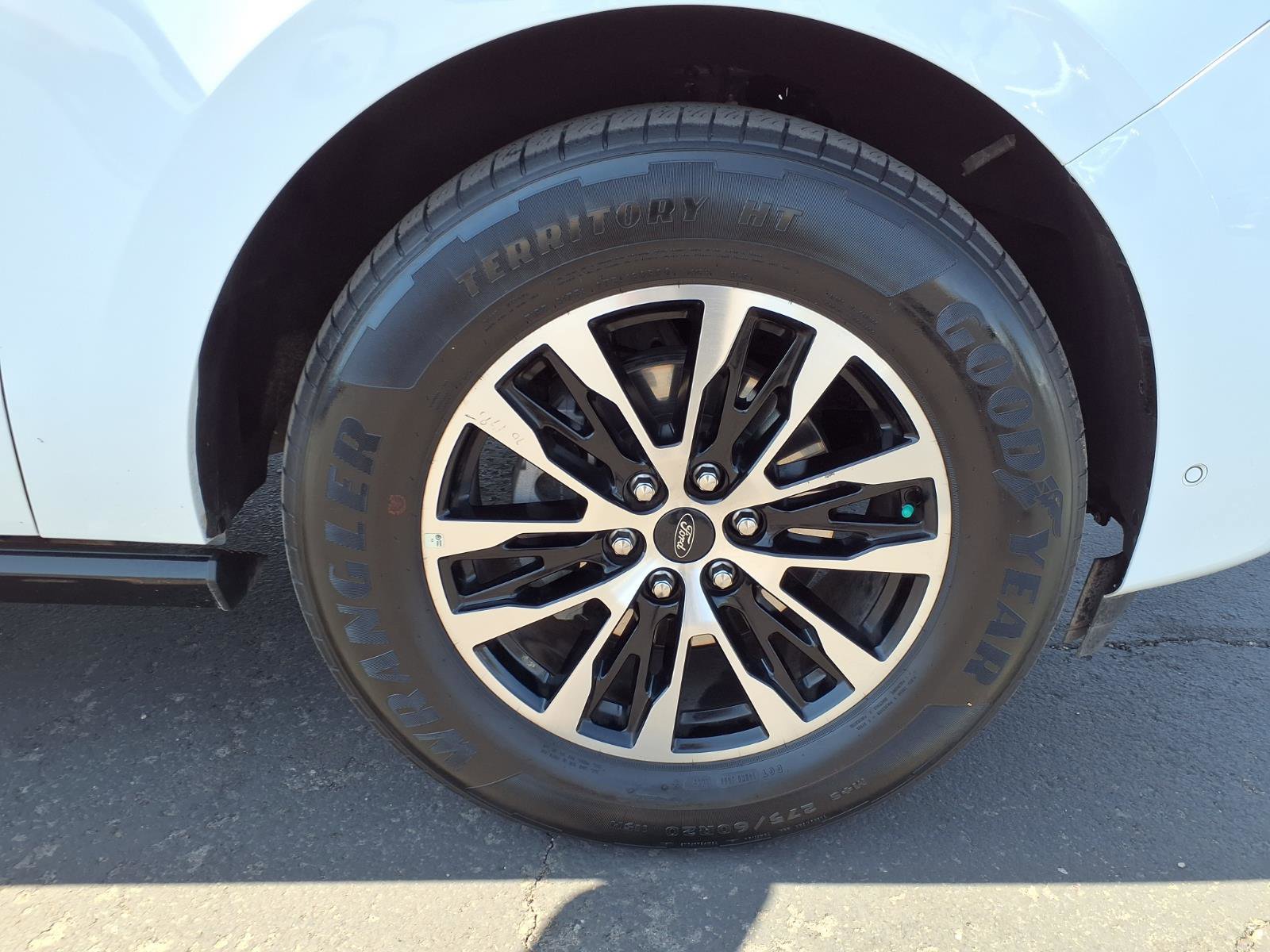 Certified 2025 Ford Expedition Max Platinum AWD/4WD image 9