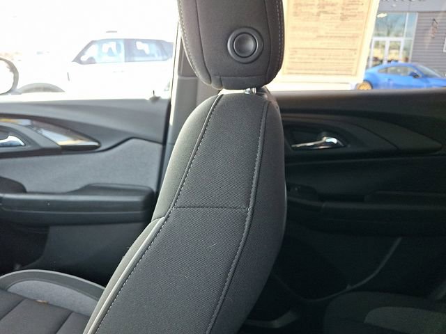Used 2022 Chevrolet TrailBlazer LT w/ Convenience Package image 18
