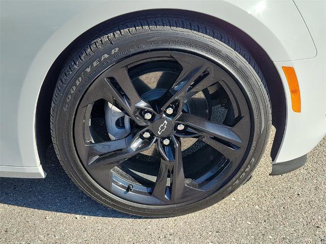 Used 2024 Chevrolet Camaro LT w/ RS Package image 8