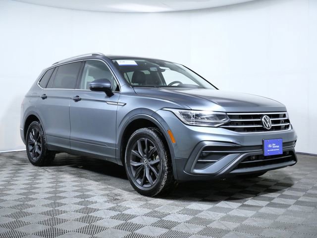 Used 2022 Volkswagen Tiguan SE image 1