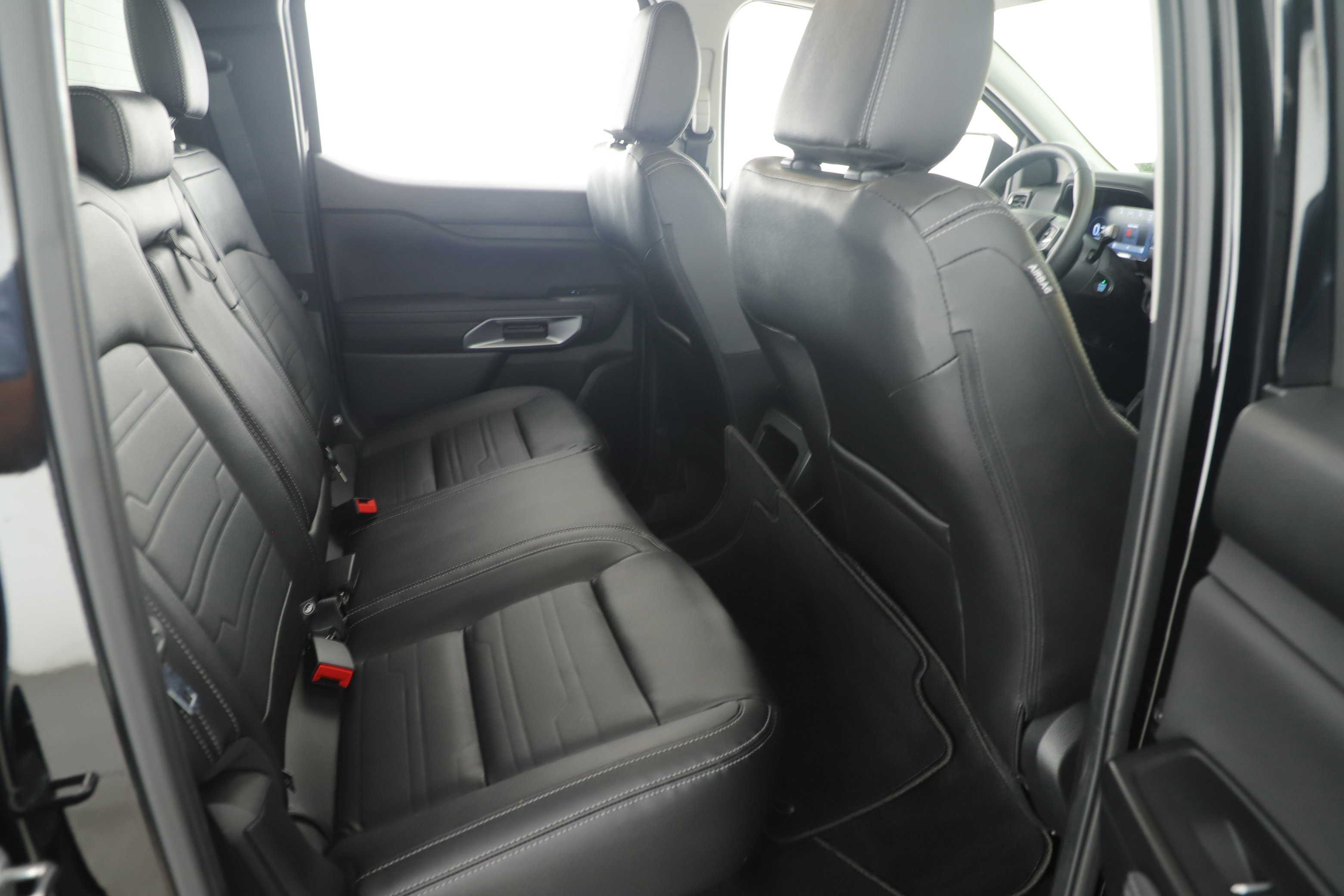 Certified 2024 Ford Ranger Lariat w/ Advanced Towing Package image 23