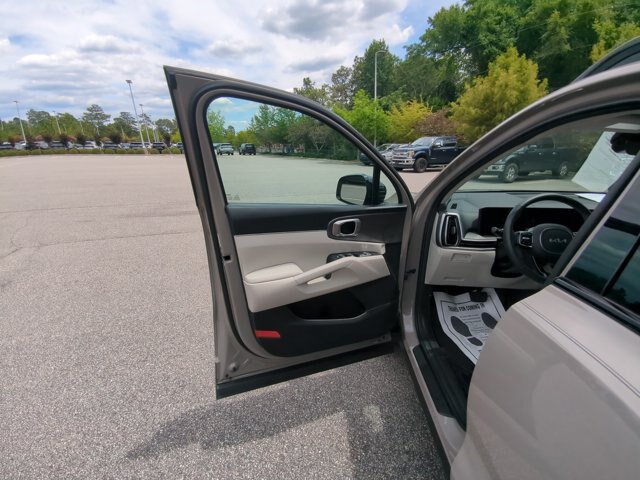 Used 2024 Kia Sorento X-Line EX AWD/4WD image 13