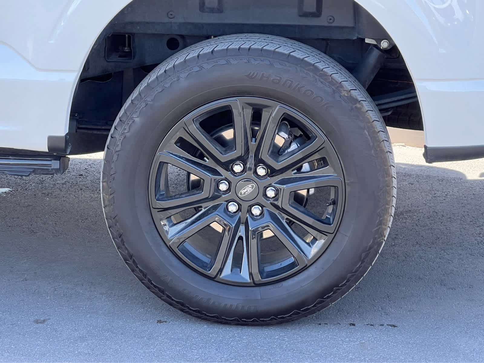 Certified 2024 Ford F150 Platinum w/ Equipment Group 702A High AWD/4WD image 13