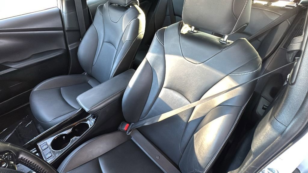 Used 2021 Toyota Prius Prime XLE image 23