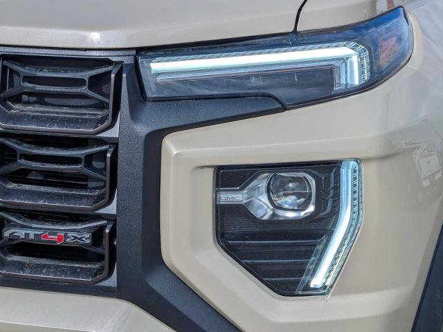 Used 2024 GMC Canyon AT4X AWD/4WD image 10