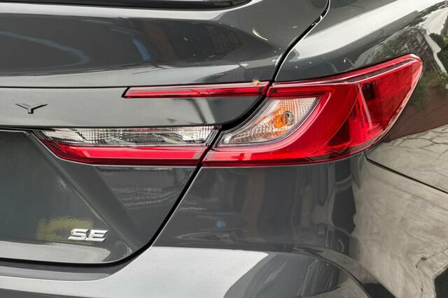 Used 2025 Toyota Camry SE w/ Convenience Package FWD image 26