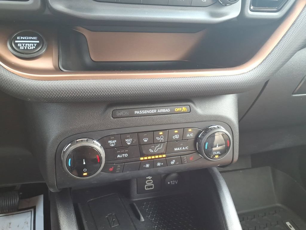 Certified 2023 Ford Bronco Sport Outer Banks w/ Tech Package AWD/4WD image 16
