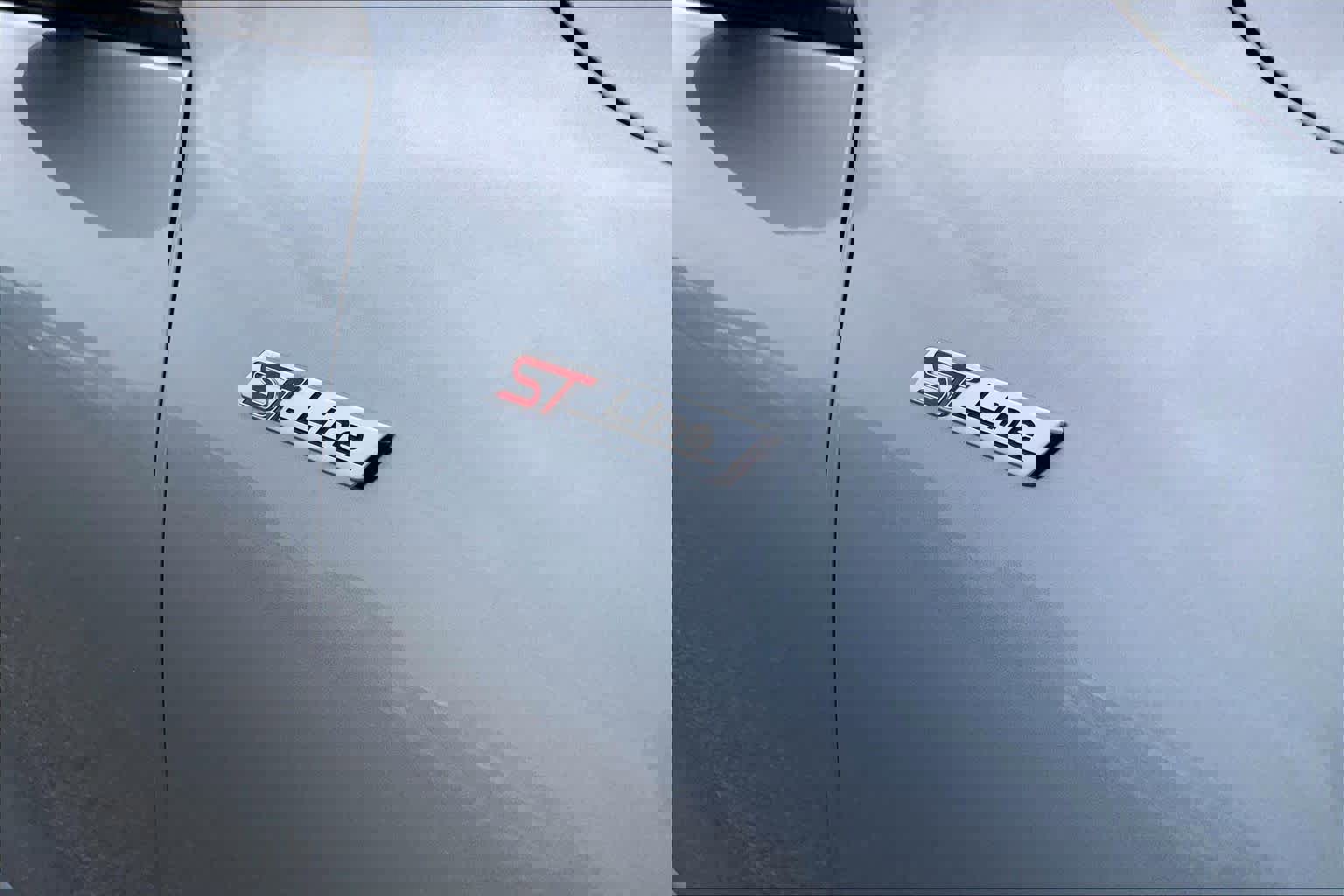 Certified 2023 Ford Escape ST-Line Elite AWD/4WD image 12