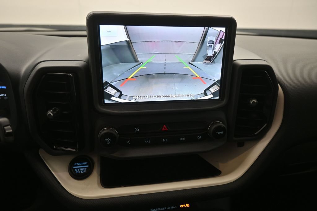 Certified 2023 Ford Bronco Sport Heritage w/ Heritage Convenience Package AWD/4WD image 3