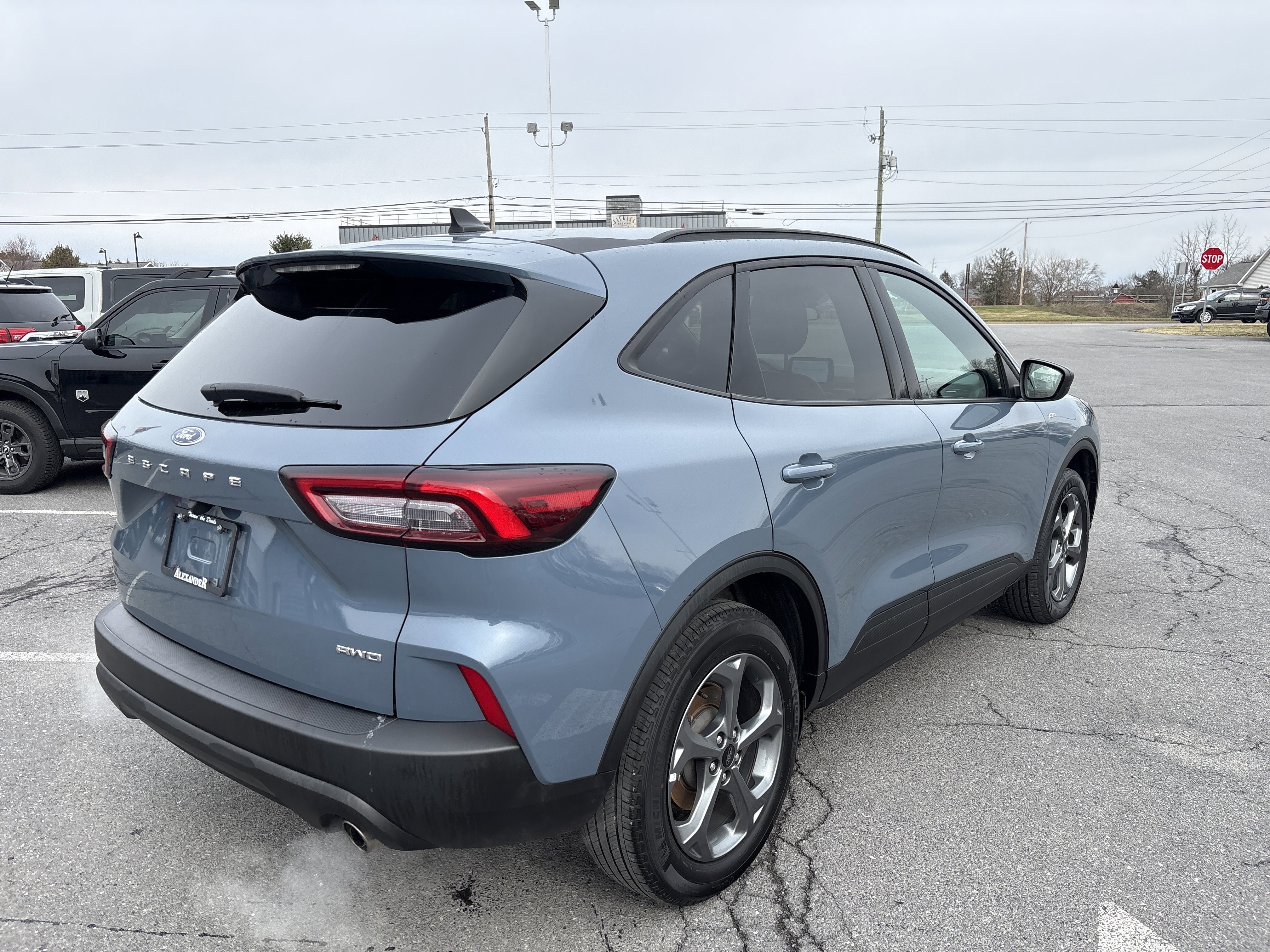 Certified 2025 Ford Escape ST-Line AWD/4WD video 3