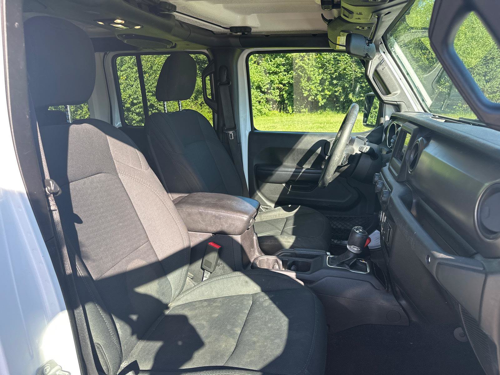Used 2019 Jeep Wrangler Unlimited Sport S AWD/4WD image 21