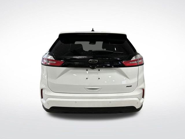 Certified 2024 Ford Edge SE w/ Black Appearance Package image 11