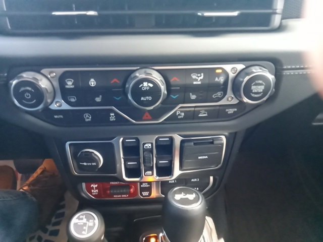 Used 2024 Jeep Wrangler Unlimited Rubicon image 19