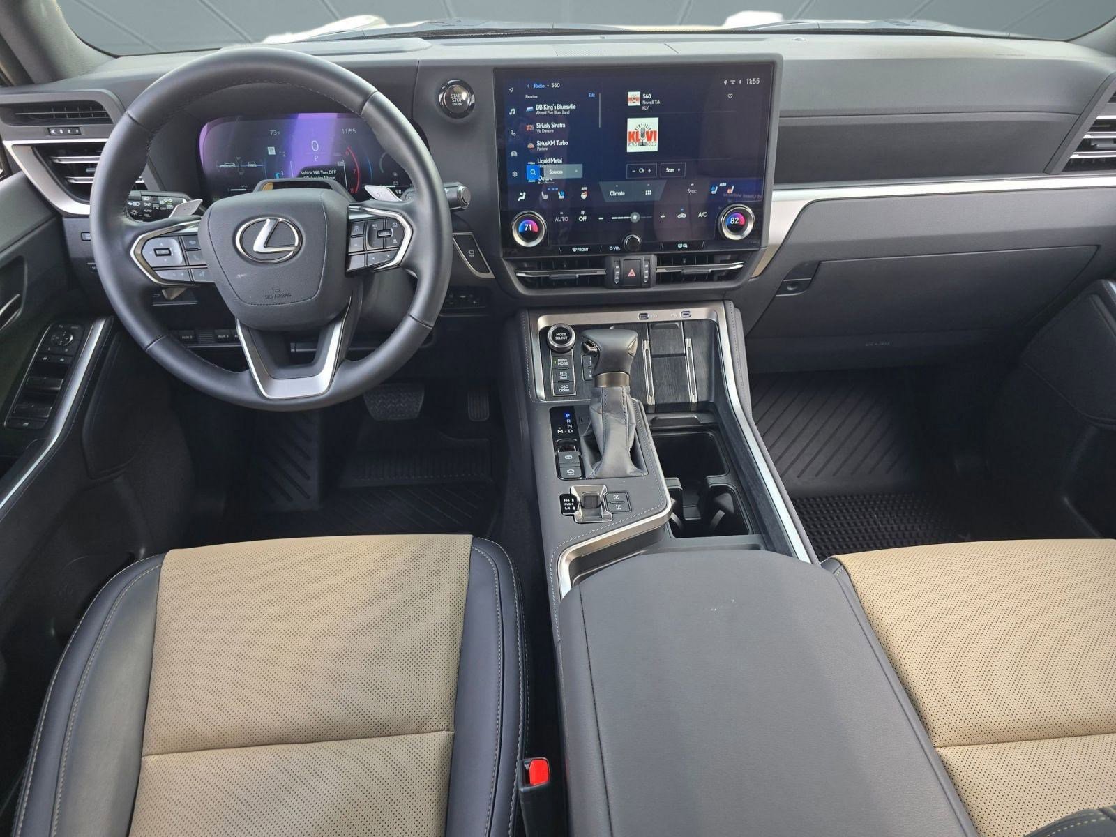 Used 2025 Lexus GX 550 image 14