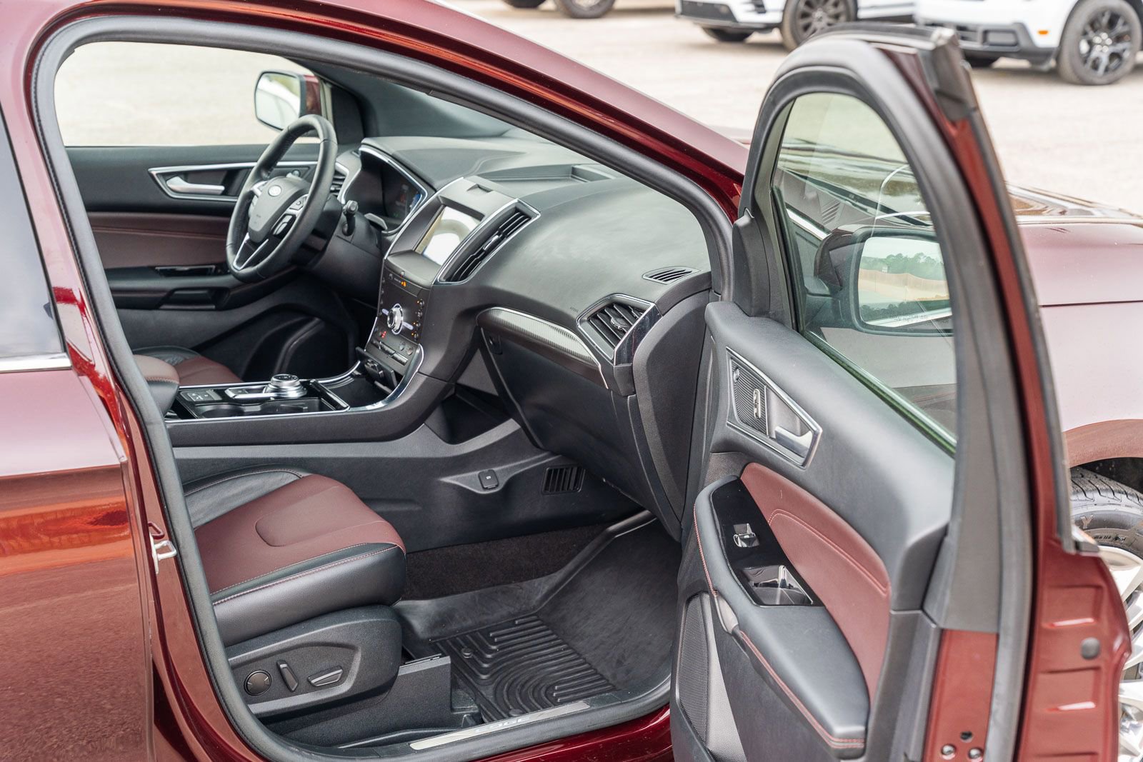 Certified 2020 Ford Edge Titanium w/ Equipment Group 301A image 12