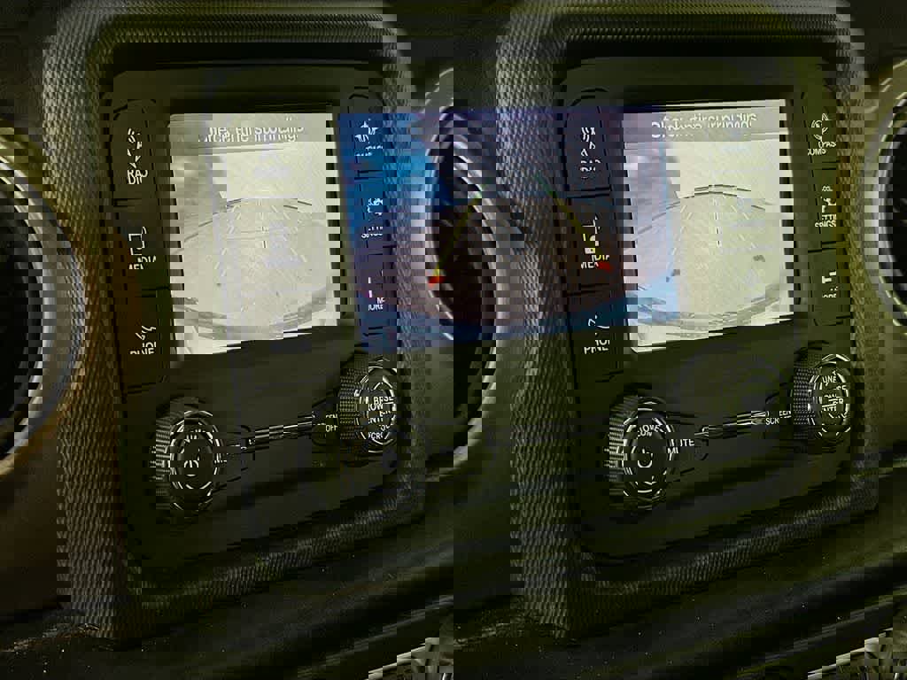 Used 2020 Jeep Wrangler Unlimited Sport image 28