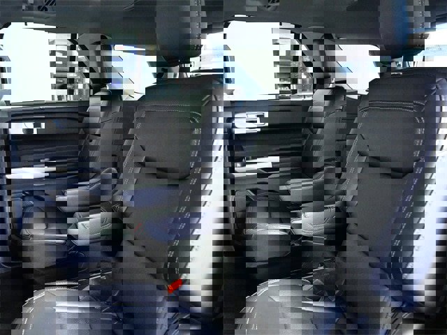 Certified 2023 Ford Explorer Limited w/ Limited Technology Package image 14