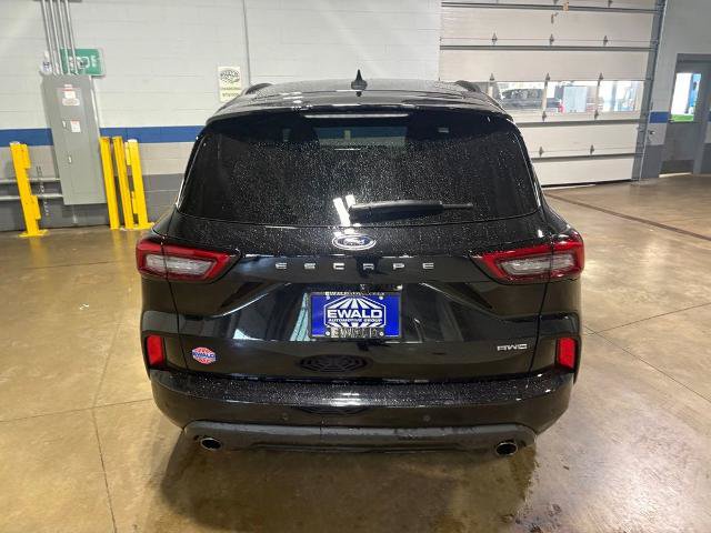 Certified 2024 Ford Escape ST-Line w/ Tech Pack #1 AWD/4WD image 8