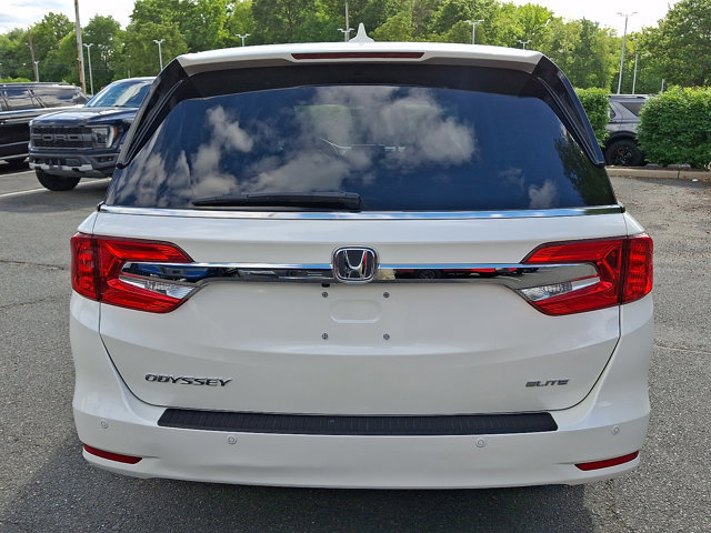 Used 2018 Honda Odyssey Elite image 9