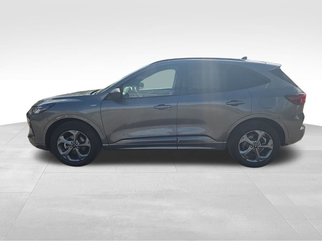 Certified 2024 Ford Escape ST-Line w/ Tech Pack #1 AWD/4WD image 10