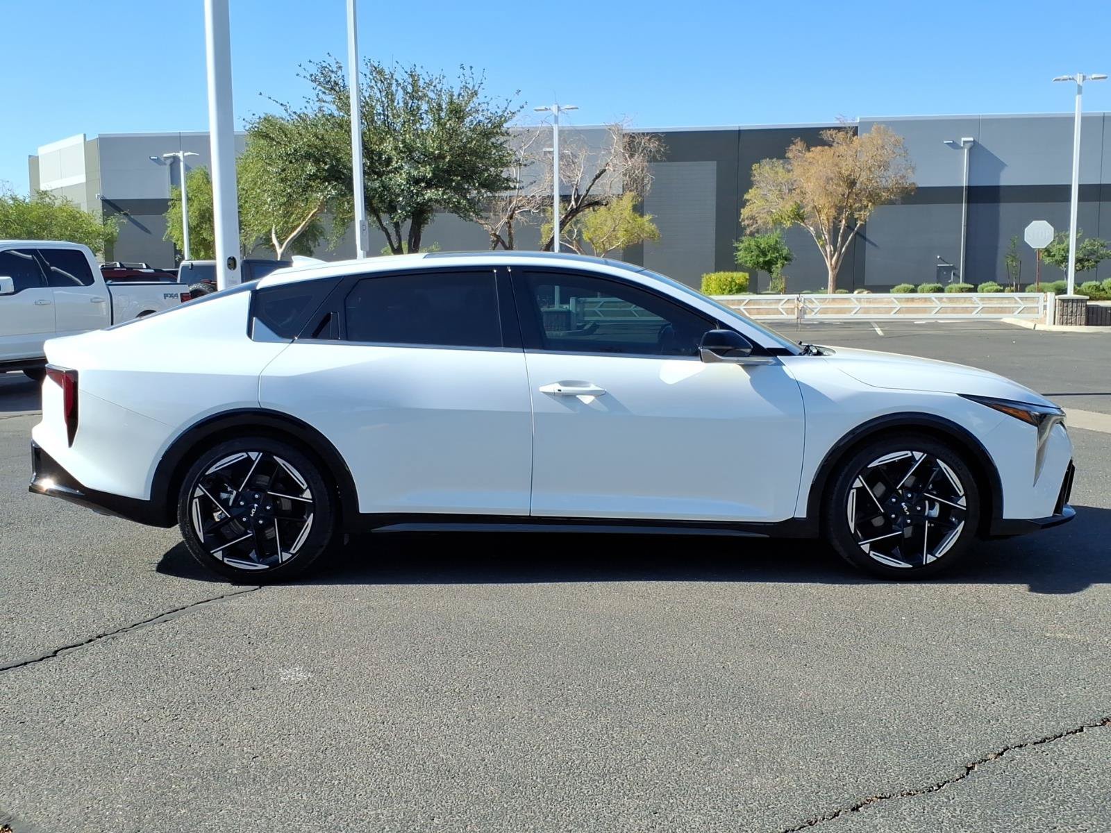 Used 2025 Kia K4 GT-Line w/ GT-Line Premium Package FWD image 6