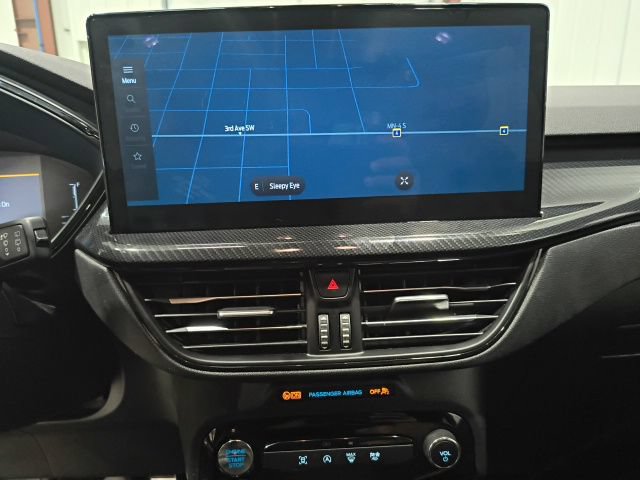 Certified 2024 Ford Escape ST-Line w/ Tech Pack #1 AWD/4WD image 16