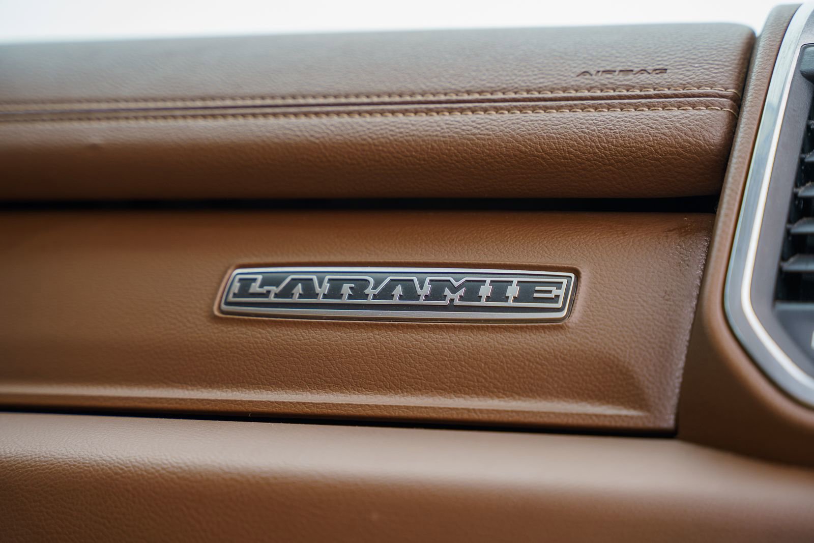 Used 2023 RAM 3500 Laramie AWD/4WD image 23