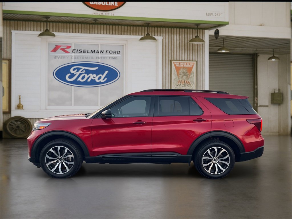 Certified 2021 Ford Explorer ST w/ Equipment Group 401A image 3