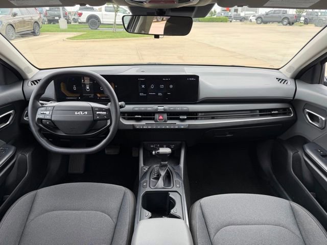 Used 2025 Kia K4 LXS FWD image 21