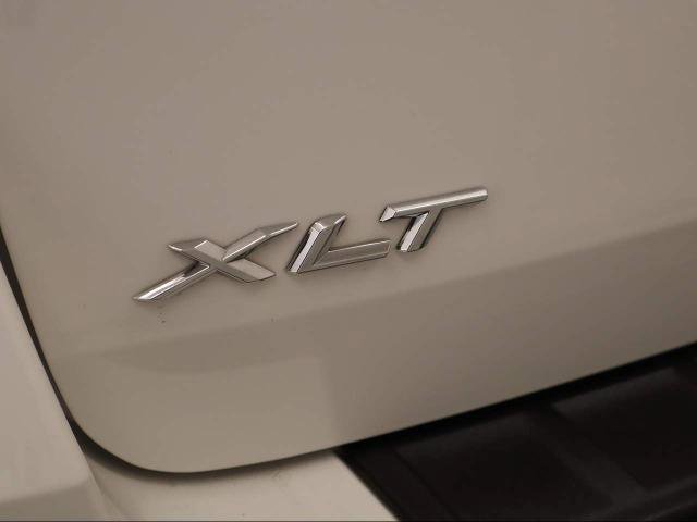 Certified 2022 Ford Explorer XLT w/ Equipment Group 202A image 33