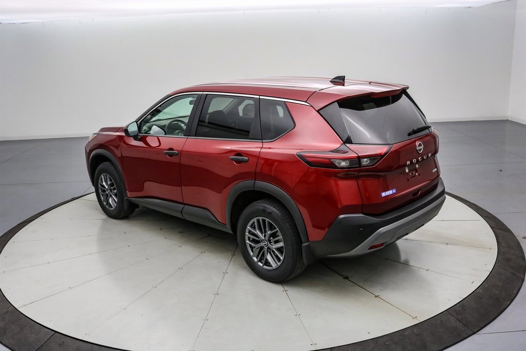 Used 2023 Nissan Rogue S image 3