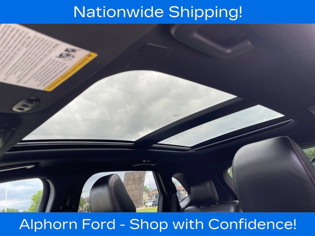 Certified 2024 Ford Edge ST-Line AWD/4WD image 10