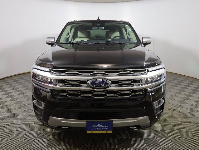 Certified 2024 Ford Expedition Platinum AWD/4WD image 3