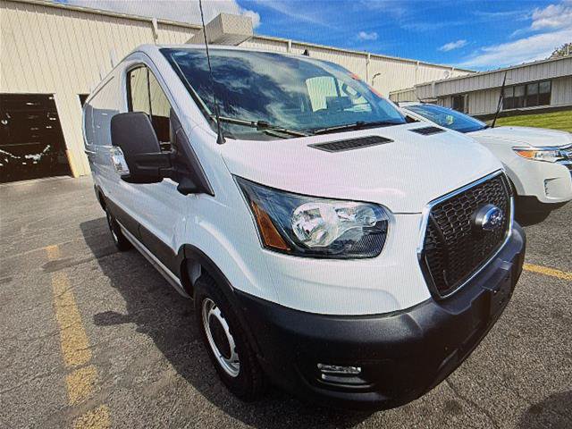 Certified 2025 Ford Transit 250 Low Roof w/ Load Area Protection Package RWD image 5