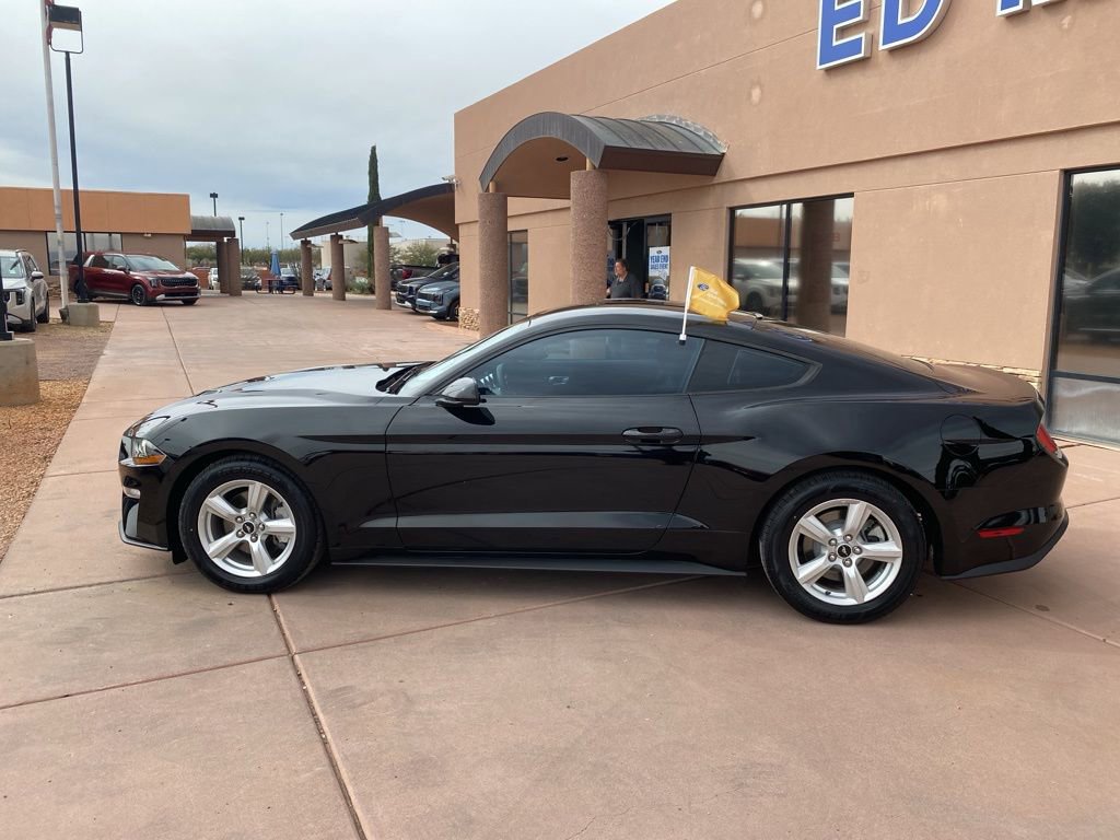 Certified 2019 Ford Mustang Coupe image 5