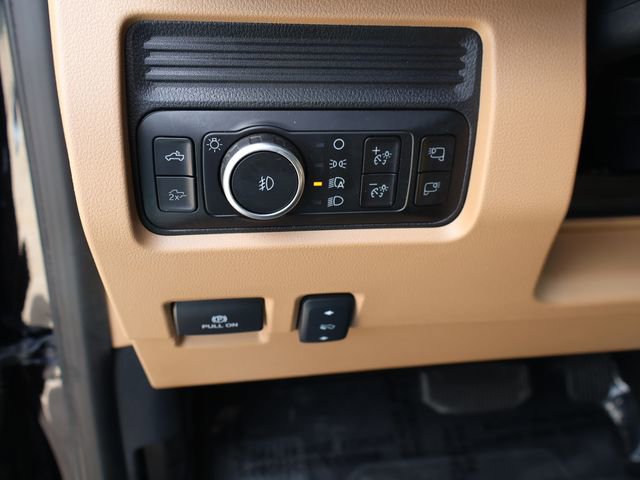 Certified 2025 Ford F250 Lariat w/ Black Appearance Package AWD/4WD image 23