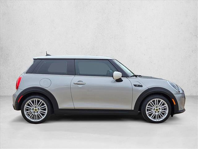 Used 2024 MINI Cooper SE FWD image 4