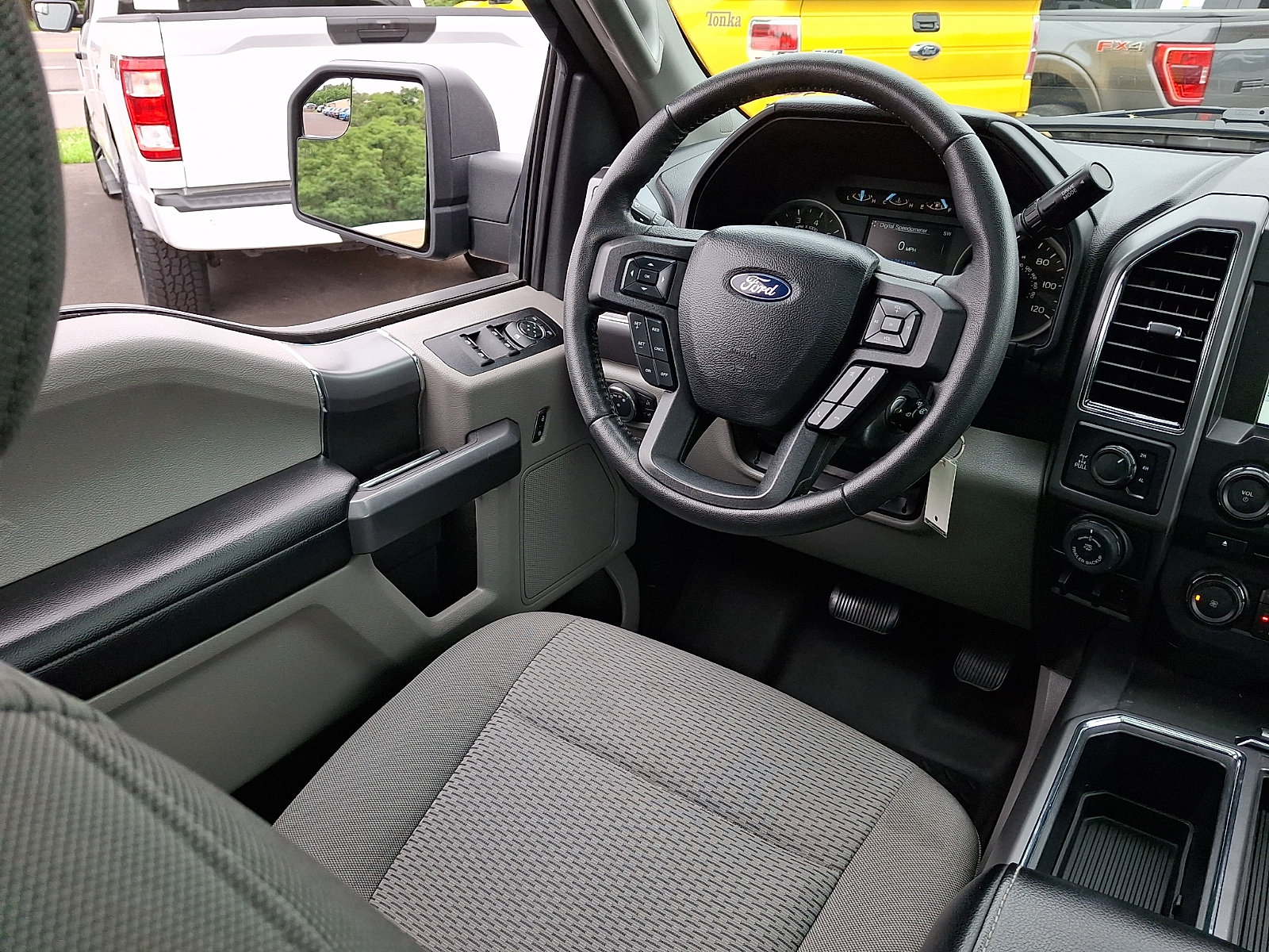 Certified 2018 Ford F150 XLT w/ Equipment Group 302A Luxury AWD/4WD image 14