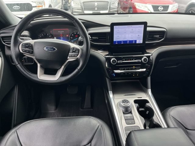 Certified 2023 Ford Explorer Limited w/ Equipment Group 301A RWD image 15