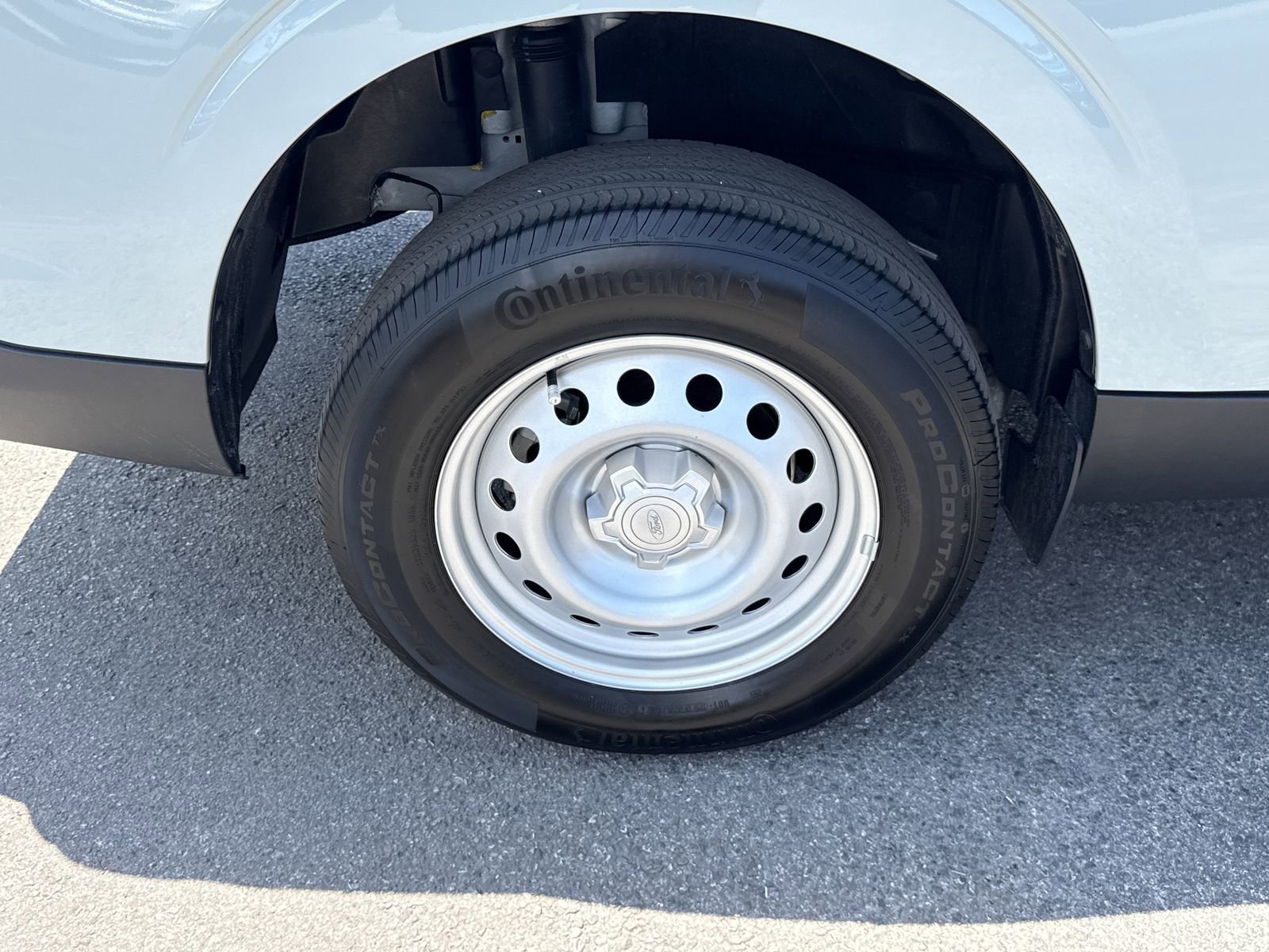 Certified 2024 Ford Maverick XL FWD image 33