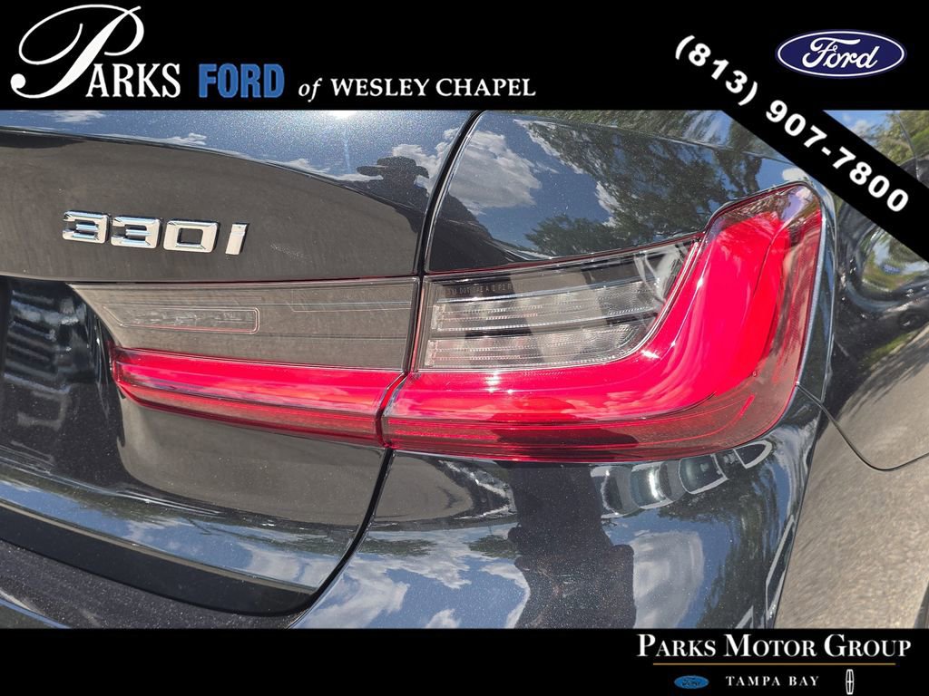 Used 2024 BMW 330i xDrive Sedan w/ M Sport Package AWD/4WD image 7