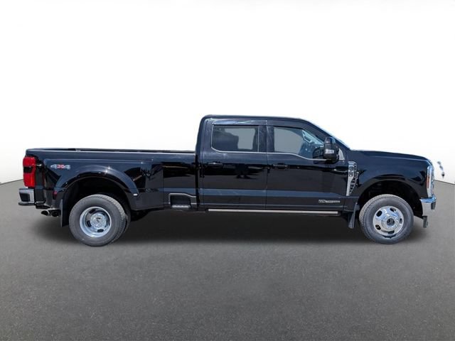 Certified 2024 Ford F350 Lariat w/ Lariat Ultimate Package AWD/4WD image 2