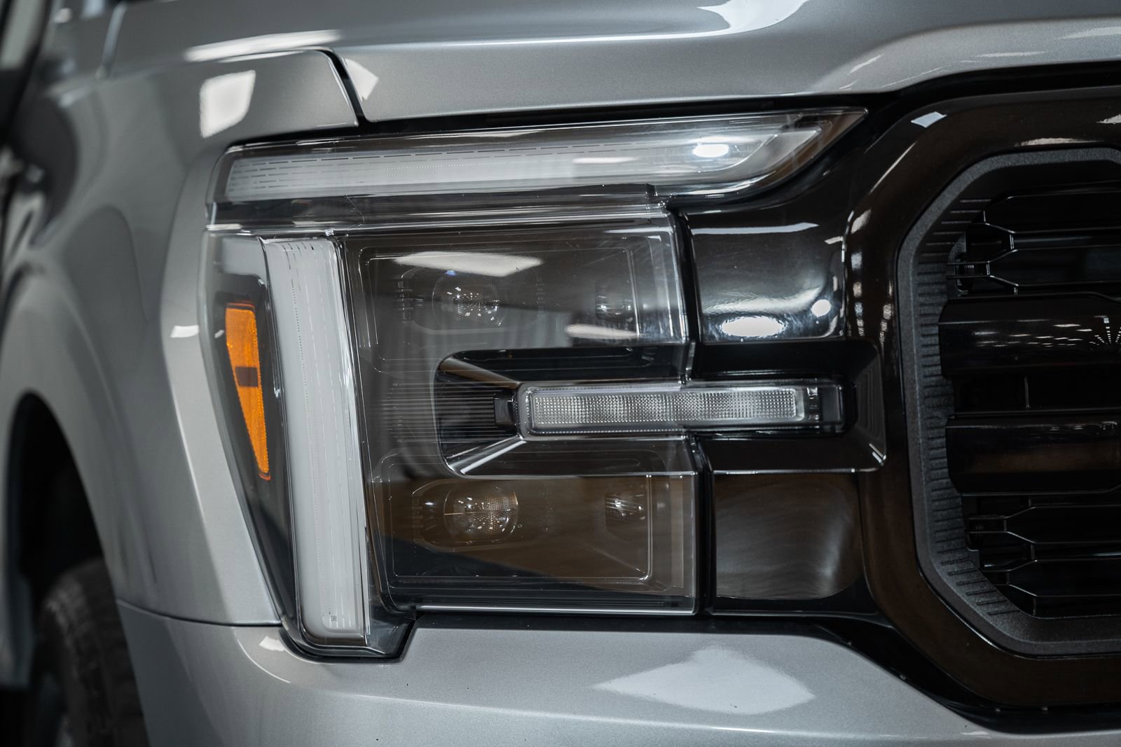 Certified 2024 Ford F150 Lariat image 13