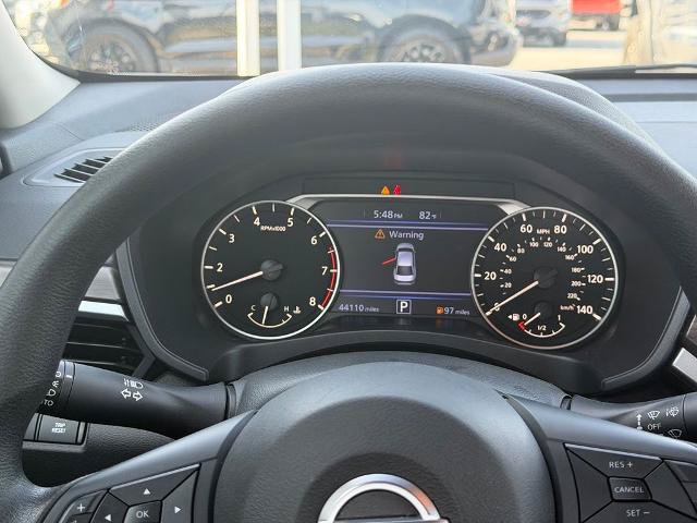 Used 2025 Nissan Altima 2.5 SV FWD image 18